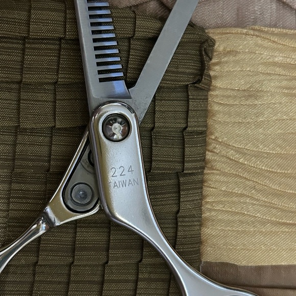 Blending Shears Logo Cricket - Picture 2 of 4